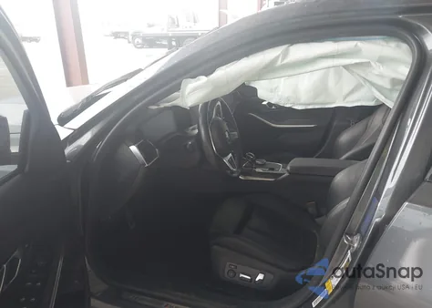 2021 BMW 330I z USA, uszkodzony, nr VIN 3MW5R1J07M8B92476